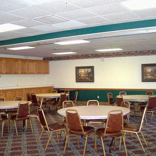 Super 8 By Wyndham Scott Hotel